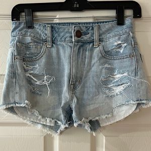 American eagle woman’s jean shorts size 00